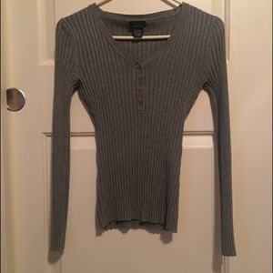 gray tight long sleeve tee